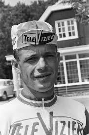 Vandaag zondag 8 juni 2025 wordt Gerrit Solleveld .... 64 jaar.  GEFELICITEERD Gerrit !! Gerrit Solleveld was prof van 1984 tot 1992. Gerrit  Solleveld pakte in 1982 de Nederlandse titel bij de