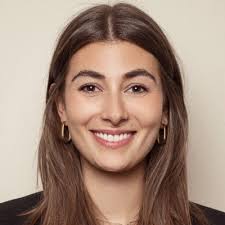 We hosted our first Radyant Dinner yesterday and I'm still blown away by  the energy in the room. ⚡️ Here's what made it so special imho. First,  thanks to everyone that came