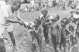 It constituted the former eastern region of nigeria and was inhabited principally by igbo. Vor 50 Jahren Endete Der Biafra Krieg Die Last Des Helfens Politik Stuttgarter Zeitung