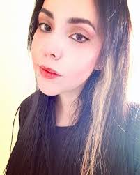 𝓔𝓼𝓽𝓮𝓯𝓪𝓷𝓲̂𝓪 𝓒𝓪𝓷𝓼𝓮𝓬𝓸