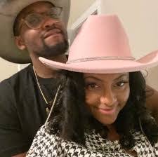 Erin Wicker's Instagram, Twitter & Facebook