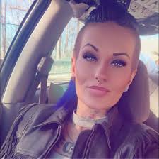 Chelsie Lee updated her profile picture.