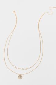 Mary Clover Medallion Pearl