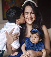Sameera reddy is expecting her second child with businessman husband akshai varde. How Sameera Reddy Got Her Groove Back The Hindu Businessline