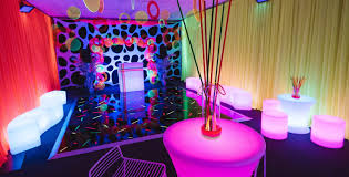 Neon, glow, black light, glow in the dark party! Glow Fluro Black Light Theme Party Hire Feel Good Events Melbourne