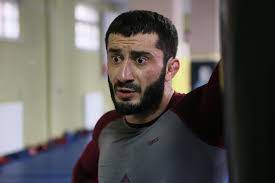 Mamed khalidov, czyli jeden z najbardziej rozpoznawalnych zawodników mma po walce w gliwicach ogłosił, że kończy karierę. Mamed Chalidow Biore Leki Lecze Sie U Psychiatry Wywiad Super Express