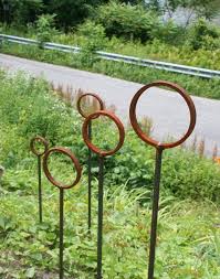 Ring Stake Garden Stake Rustic Wedding Path Marker Garden Etsy Metal Yard Art Metal Garden Art Garden Art