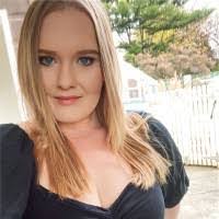 Heather Holton's Instagram, Twitter & Facebook