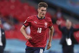 Si patrick schick fait parler la poudre depuis le début de l'euro 2020 et qu'il participe à sa façon à la domination outrageuse de la mercurial vapor 14 dans le classement des buteurs en chaussures, il ne sera bien évidemment pas le seul. Zvczhoof7xt4xm