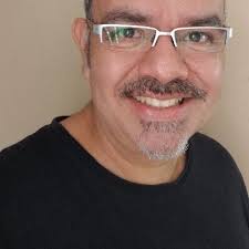 Kenneth Márquez (@kennethmarquez)