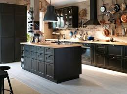 All articles about crédence pour cuisine noire et bois. Une Cuisine Noire Elegance Et Raffinement Assures
