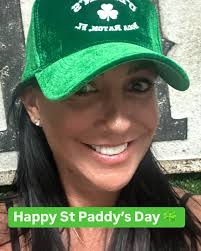 Alison Markowitz Bernstein (@alison_markowitz_bernstein) • Instagram photos  and videos