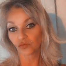 Cherie Akers's Instagram, Twitter & Facebook