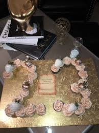 23rd Birthday Birthday Cake Ideas For 23 Year Old Female 23 Pullapart Cupcakes Pullapartcake Monogram Cupcakes Champagne Birthday Birthday Cupcakes