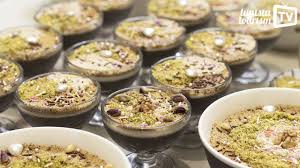 Dans le bas du couscoussier faire chauffer l'huile d'olive, ajouter l'oignon émincé et faire revenir sans coloration. Tunisia Tourism