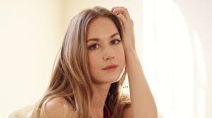 Photos: Old-Fashioned Photographer Chuck Grant Is a Rising Star