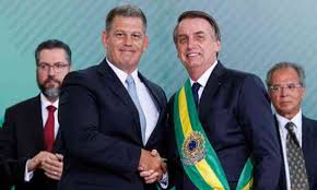 Luan santana) y más canciones! Andre Marinho E Eduardo Bolsonaro