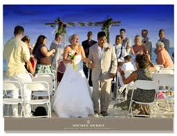 A Charleston Wedding Photographer By The Best Wedding Photographer In Charleston Charleston Wedding Photographer Charleston Wedding Best Wedding Photographers