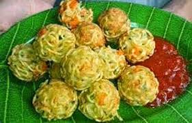 Resep Membuat Bola Bola Mie Enak Praktis Resep Masakan Resep Masakan