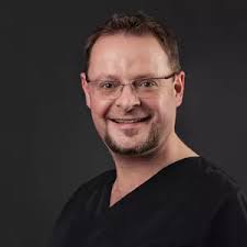 Mund-, Kiefer-, Gesichtschirurgen Ravensburg von FOCUS empfohlen