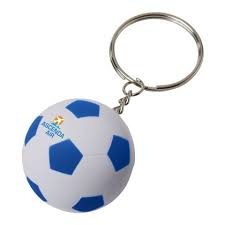 Kick has revolutionized the foosball industry with every foosball table we offer! Striker Fussball Schlusselanhanger Allbranded