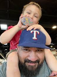 Billie Lloyd's Instagram, Twitter & Facebook