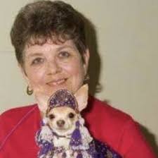 Sandra London of Burleson Texas passed away today. Sandra was a long time  Labrador breeder and exhibitor. She also judged Labs along with other  sporting dogs