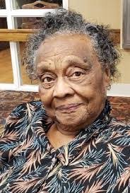 Cora Lee's Instagram, Twitter & Facebook