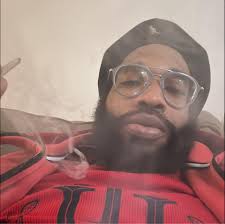 In 2001 Allen Iverson receives his MVP award. Allen wears a headband and  chain to the event. NBA will implement a mandatory dress code.