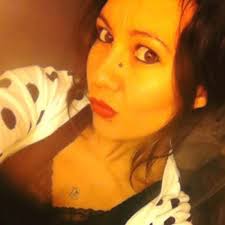 Helppppp One of my chicks (Hen hatched) has a broken leg!! What do I do??