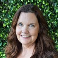 Patty Holmes's Instagram, Twitter & Facebook