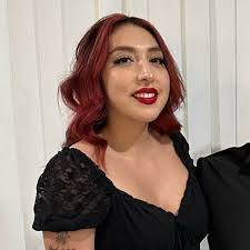 Amanda Padron's Instagram, Twitter & Facebook