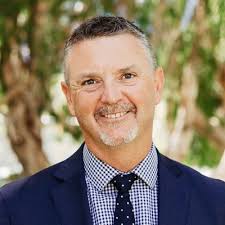 Together with my fellow Partners and our amazing team at DFK Gooding…