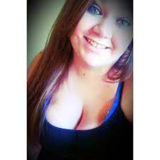 Kayla Otis (@thatgirlincamoo)