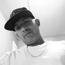 Stream Randy Medina music