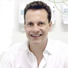 Dr. Rodrigo Vidal Simões opiniões