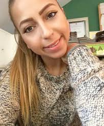 Nesrinkiriz On Instagram Uykulu Gozlerle Crochet Scarf Instagram Instagram Posts