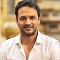 200+ perfiles de «Gambuti»