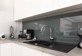 plan de travail cuisine 50 idees de materiaux et couleurs plan de travail cuisine credence cuisine credence cuisine verre