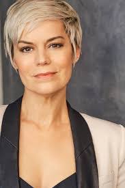 Evan Troyer's Instagram, Twitter & Facebook