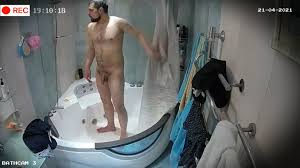 Shower Spycam : Hairy Married daddy frontal wipe - ThisVid.com