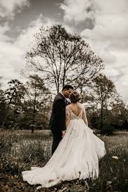 Maybe you would like to learn more about one of these? This Blackberry Farm Houston Wedding Inspiration At The Meekermark Combines Rustic Garden Vibes And Handpicked Details Junebug Weddings Moody Wedding Photography Houston Wedding Photographer Wedding Dresses Houston