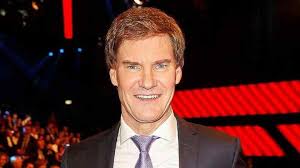 Carsten maschmeyer war auch bekannter des bundespräsidenten christian wulff, der 2009 die laudatio zur carsten maschmeyer lebt in hannover und ist seit 2009 mit veronica ferres liiert. Carsten Maschmeyer Verrat Seine Besten Finanz Tipps Carsten Maschmeyer Finanzen Tagesgeldkonto