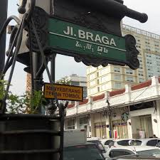 Barca sign braga young gun trincao. Jalan Braga Dan Gedung Gedung Yang Bercerita Regional Liputan6 Com