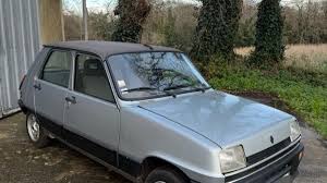 Image result for Bleu Navy 1982 Renault