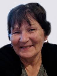 Donna Whitton's Instagram, Twitter & Facebook