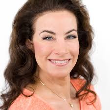 DMAZ D'MAZ Lifestyle Salon moves to Beachwood, Ohio!