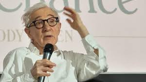 Woody Allen sta per pubblicare il suo primo romanzo