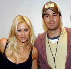 La joueuse de tennis à donné naissance à des jumeaux prénommés lucy et nicholas. Enrique Iglesias And Anna Kournikova S Relationship Timeline And Love Story