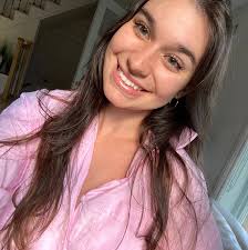 Join Universite de Montreal Fundraising for Moving Mountains: Health 4 Her  by MEDLIFE